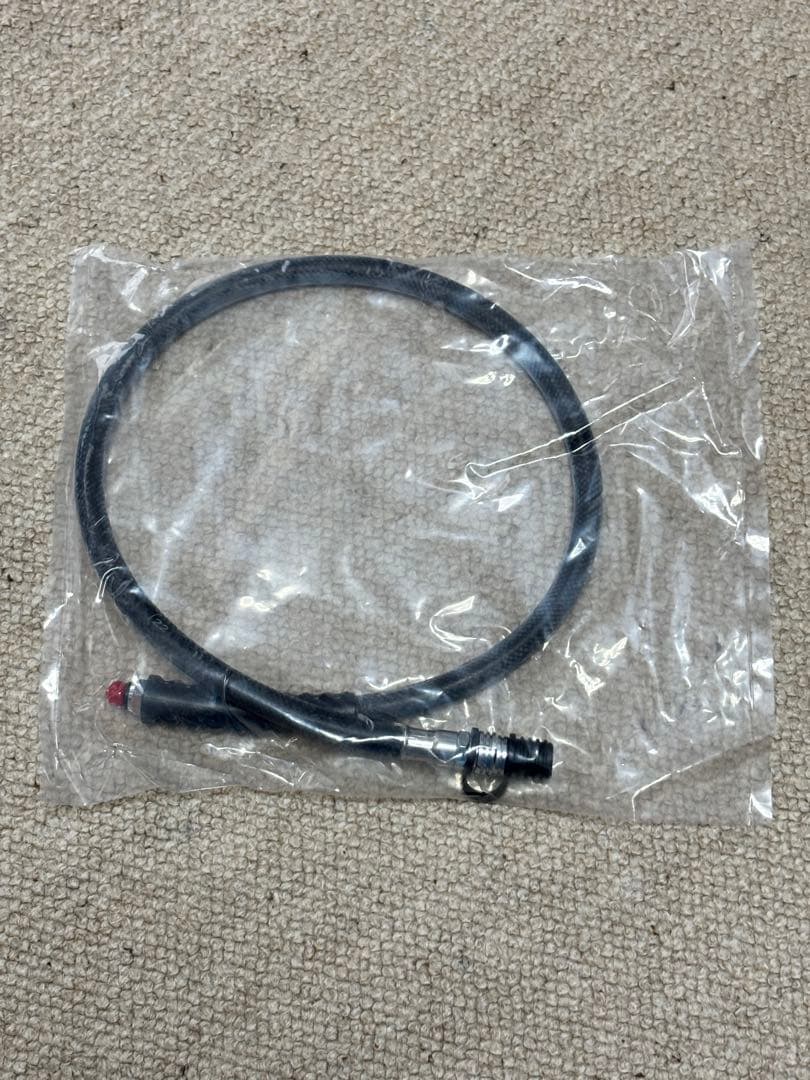 MOBBY'S ドライスーツ(未開封) 購入価格212,300円　現在保留中