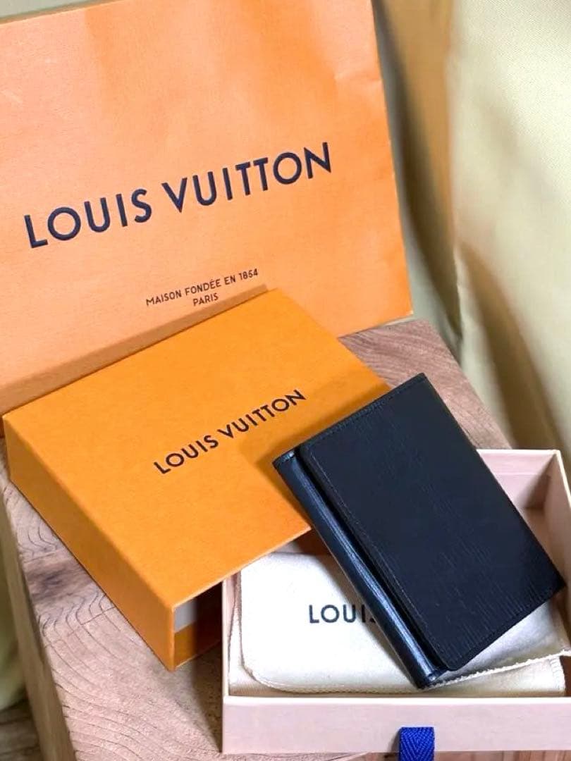 最終値下げ！　美品　Louis Vuitton ブラック 名刺入れ