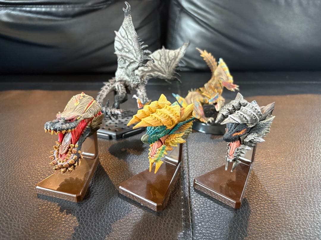 モンスターハンター　ハンティングトロフィー　マグネット　フィギュアビルダー