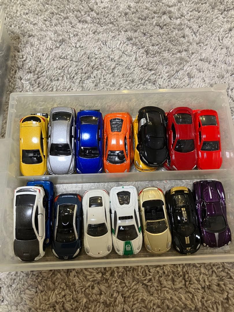 トミカ約68台 トイザらス 収納ケース付き