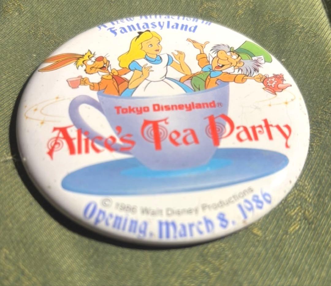 アリスのティーパーティー 開業記念 缶バッジ（従業員専用）