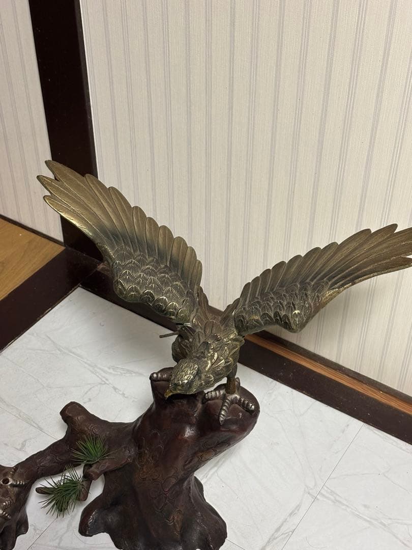 双鷹　双鷲　鉄製　置物 秀峰作