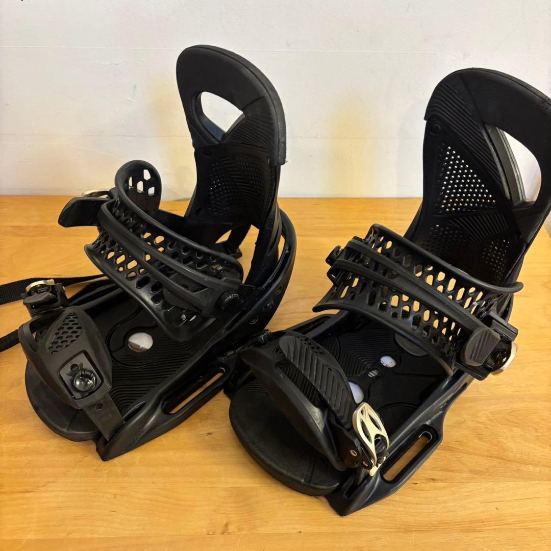 バートン　ビンディング　LEXA EST Mサイズ