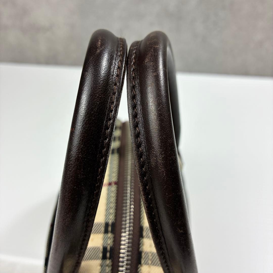 公*o様 美品✨BURBERRY ノバチェック ロゴプレート ハンドバッグ 自立