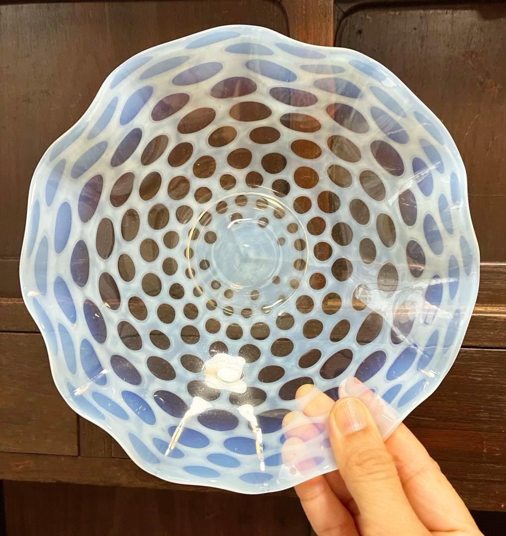 骨董　時代ガラス　フリル　水玉紋　乳白色　オパールセント 氷皿　プレート１客