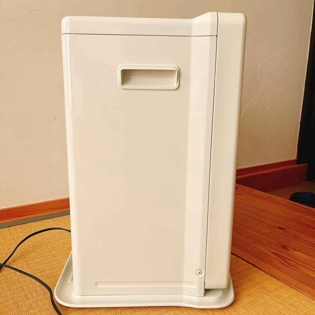 CORONA 石油ファンヒーター ホワイト