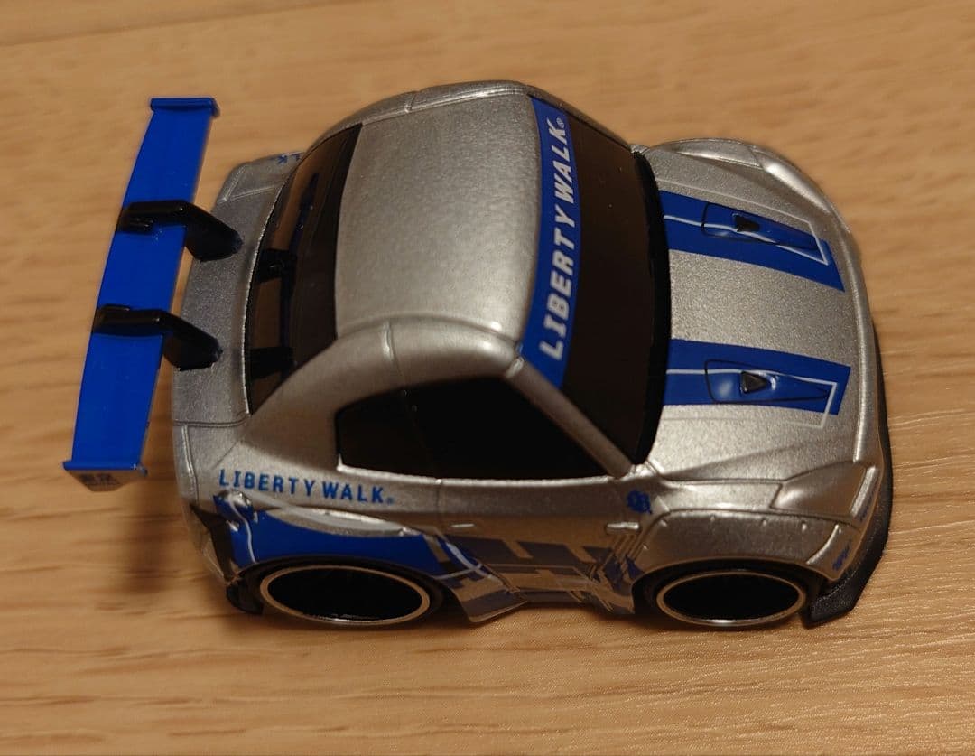 LIBERTY WALK GTR R35 Qube carz オートサロン限定