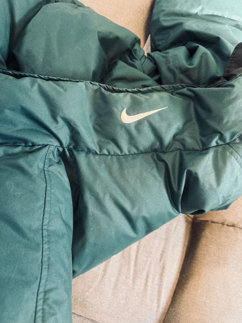 NIKE ダウンジャケット 緑 ビッグシルエット グリーン