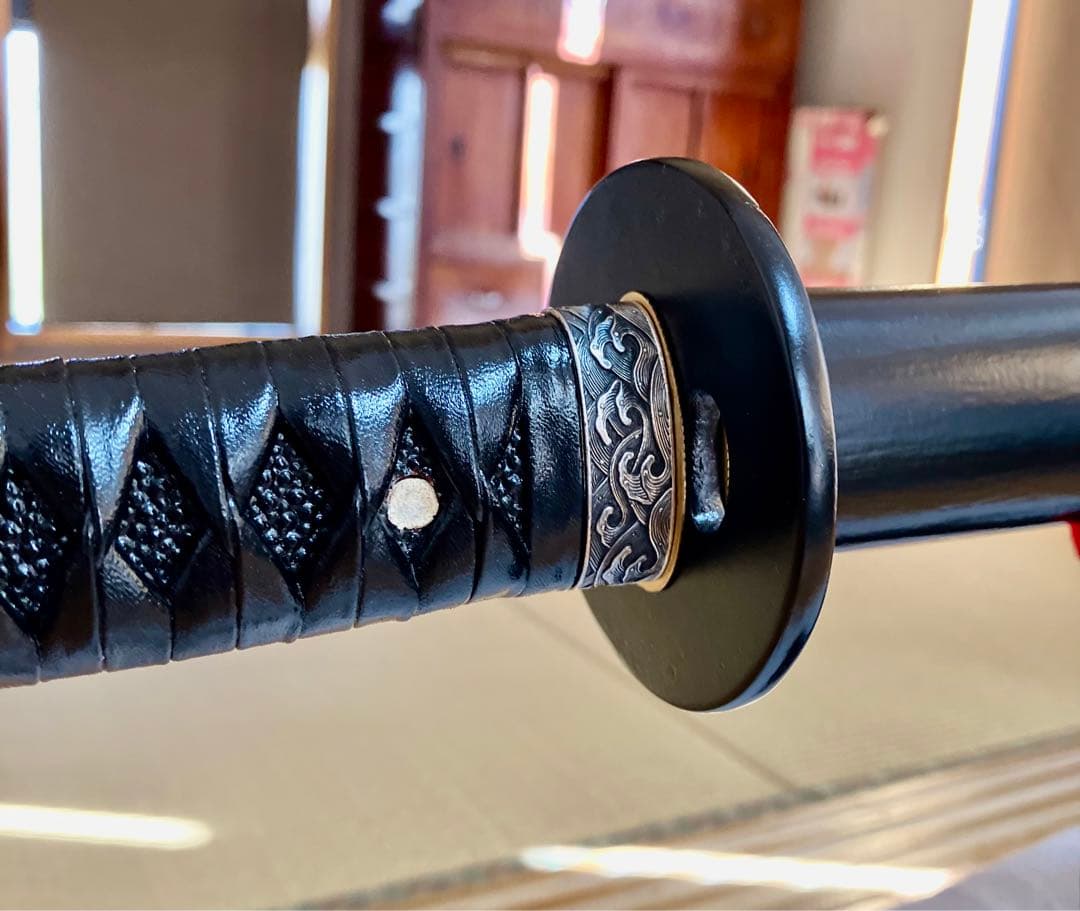 五条　日本刀 黒い鞘 赤い紐 居合刀　模造刀