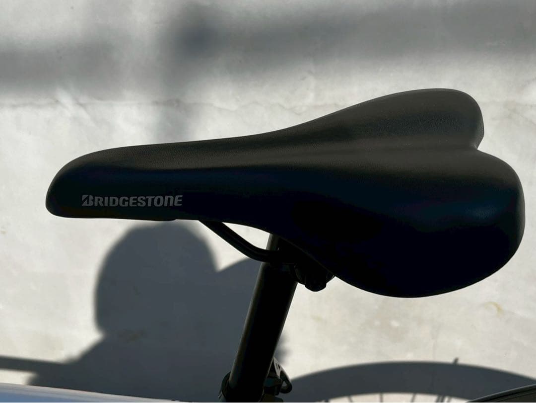BRIDGESTONE ブリヂストン　クロスバイク ホワイト TB1