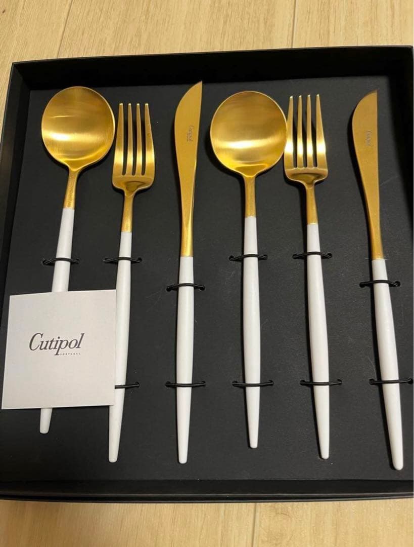 【クチポール】新品未使用　ゴアホワイトxゴールド ディナーペアセット