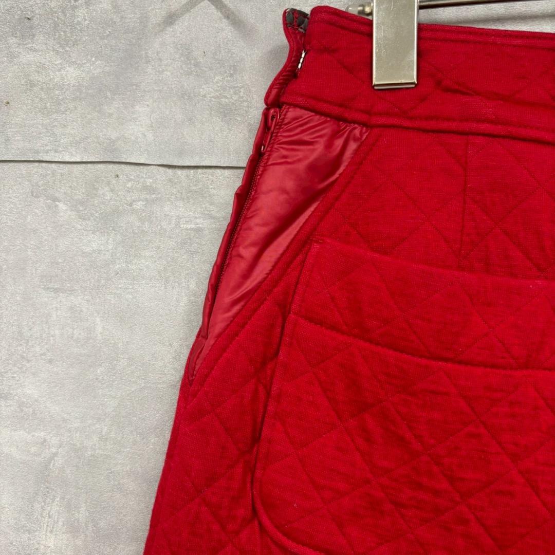 Burberry GOLF センタープリーツ　キルティングスカート N2553