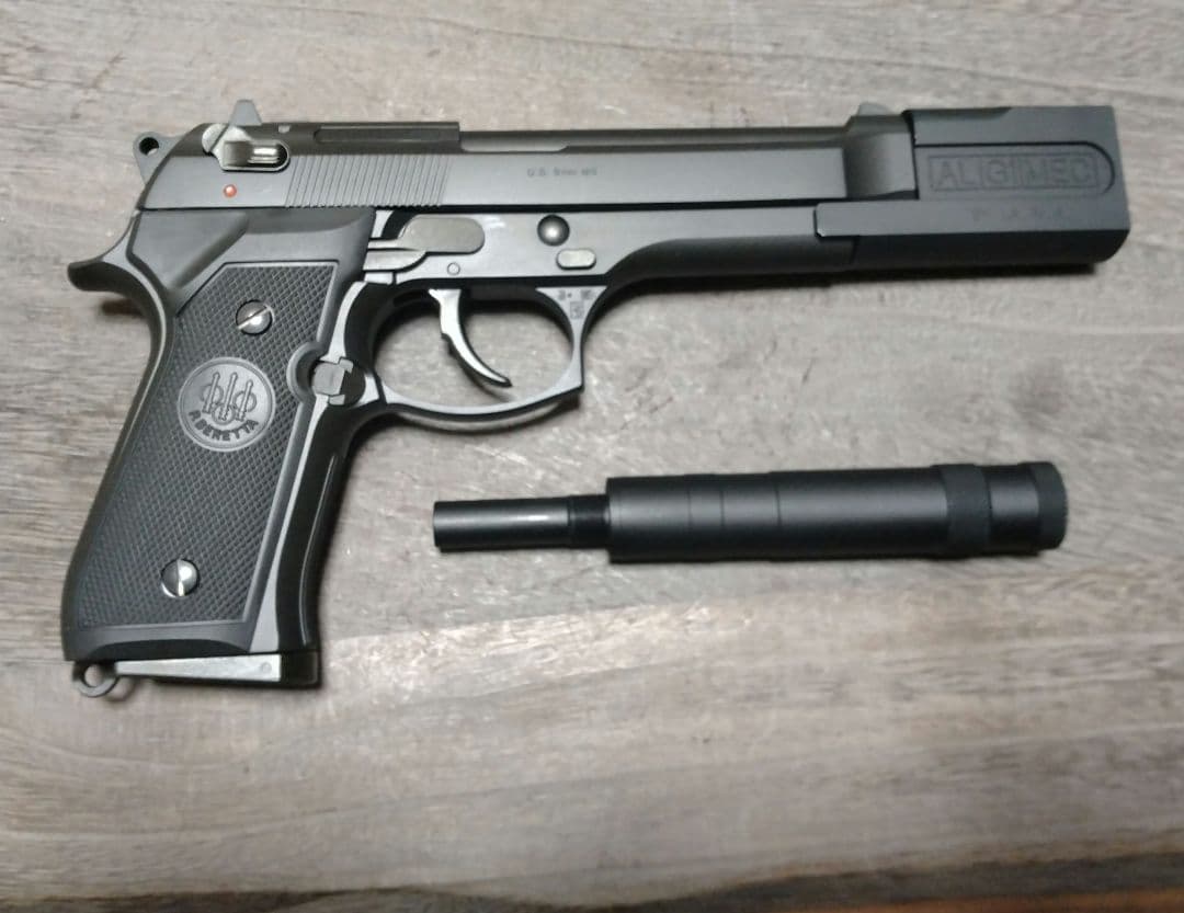 東京マルイ ベレッタ M92F レオン風 カスタム