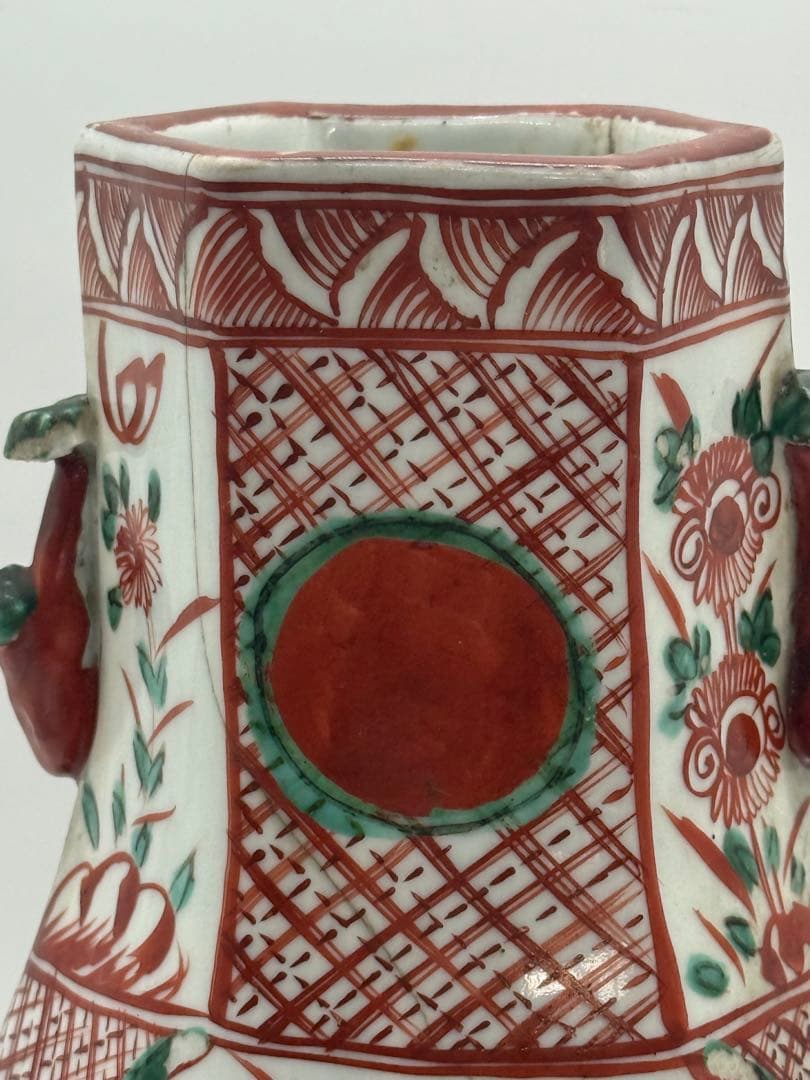 中国　明時代　呉須　角瓶　送料込み251114