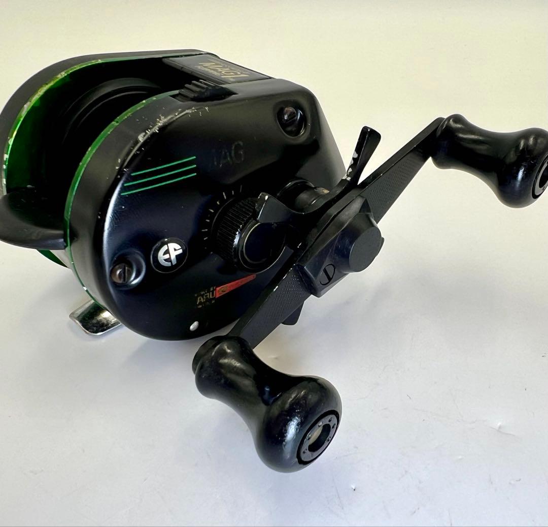 ABU GARCIA AMBASSADEUR MAG1 FLIPPINGグリーン