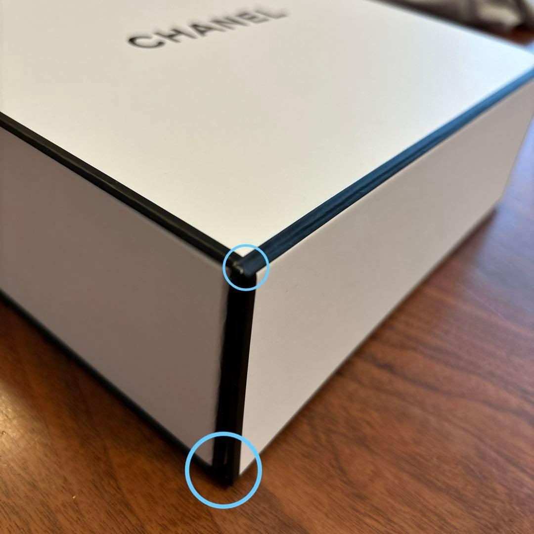 シャネルUVエサンシエル・ラクレームマン・ミロワールドゥーブルファセット