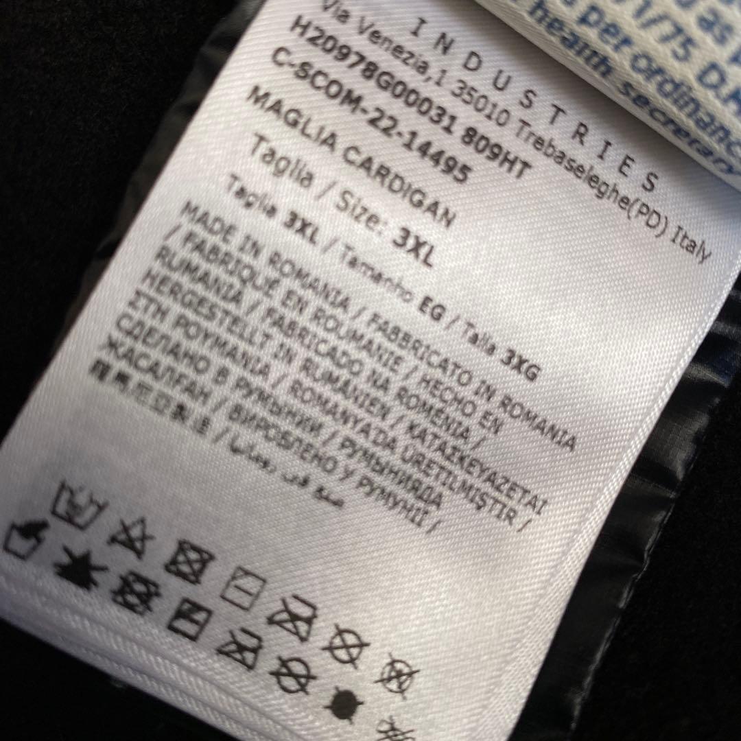 MONCLER フード付き ブラックダウンジャケット