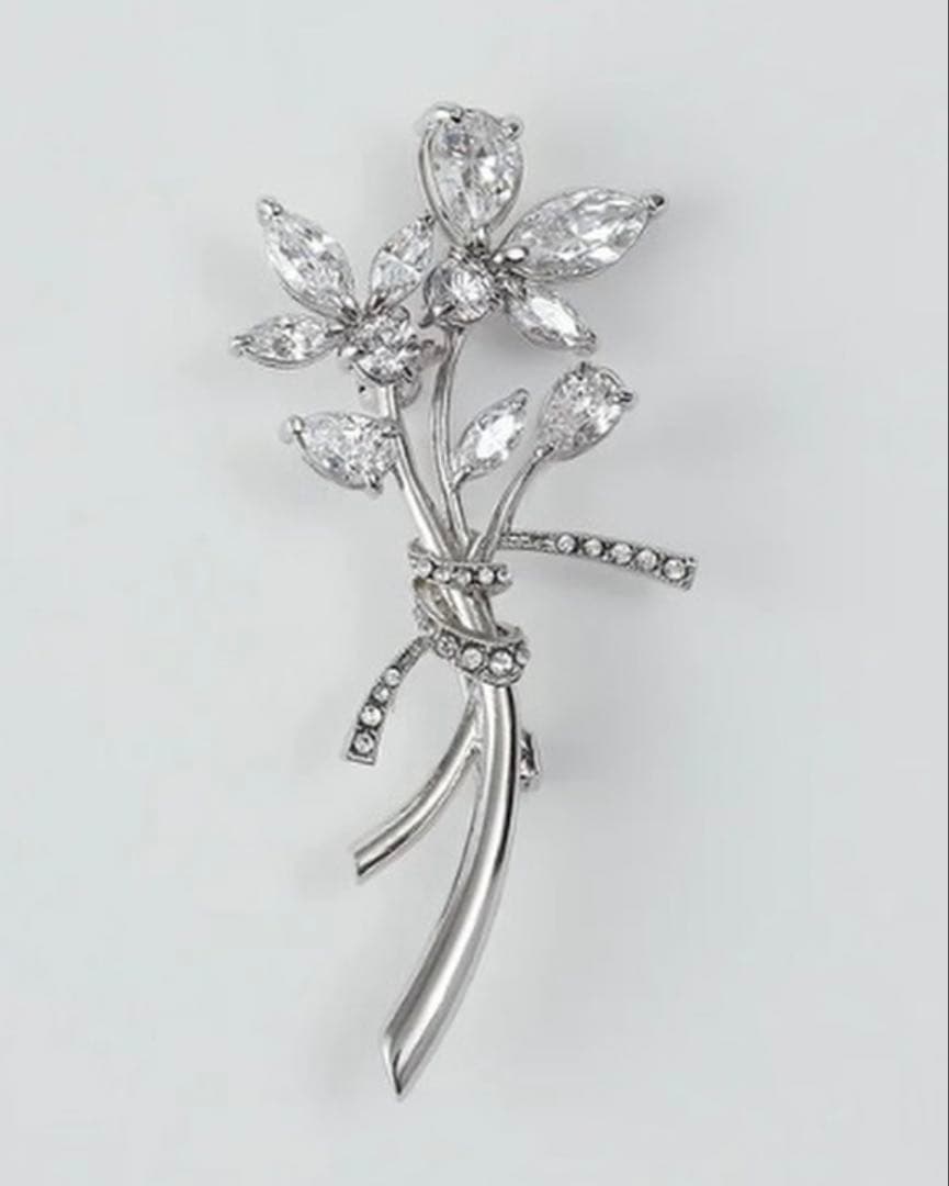 FOXEY ブローチ 44,550円 フォクシー 現行販売品 クリア コサージュ