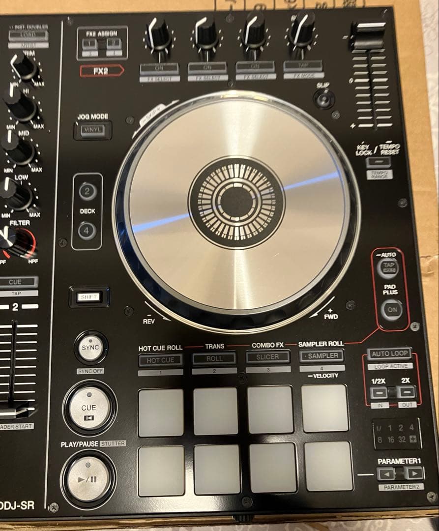 Pioneer DDJ-SR DJコントローラー