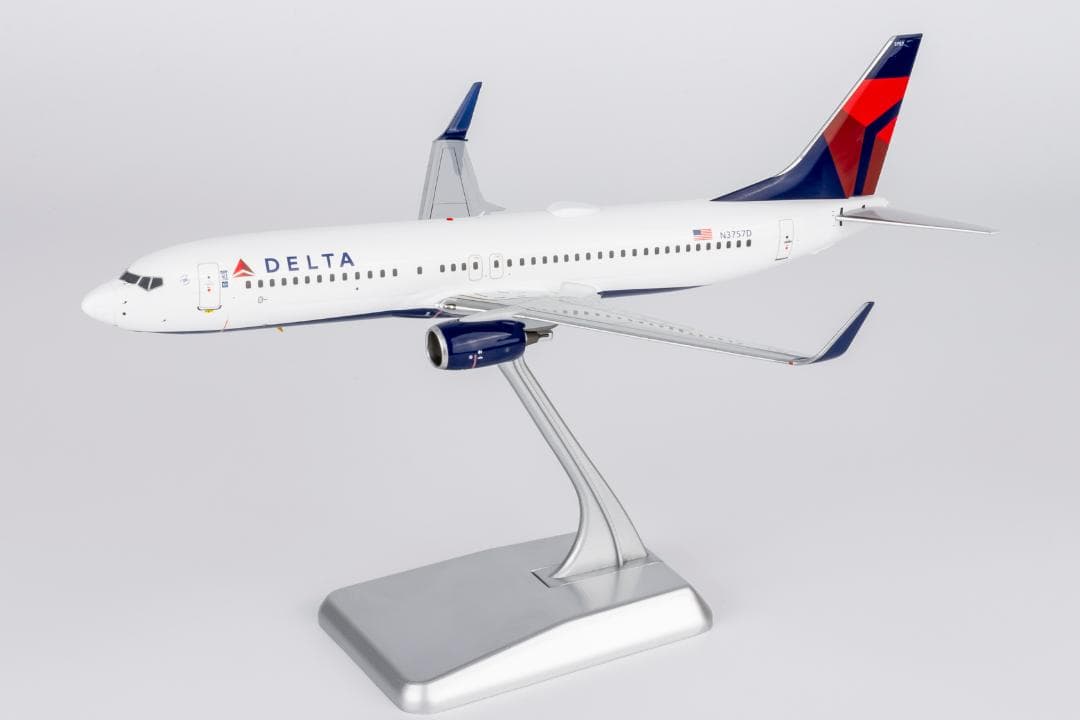 デルタ航空 737-800/w N3757D 1/200