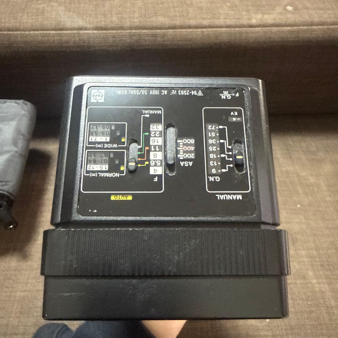 Canon EOS Kiss X8i 一眼レフ ダブルレンズ ストロボセット