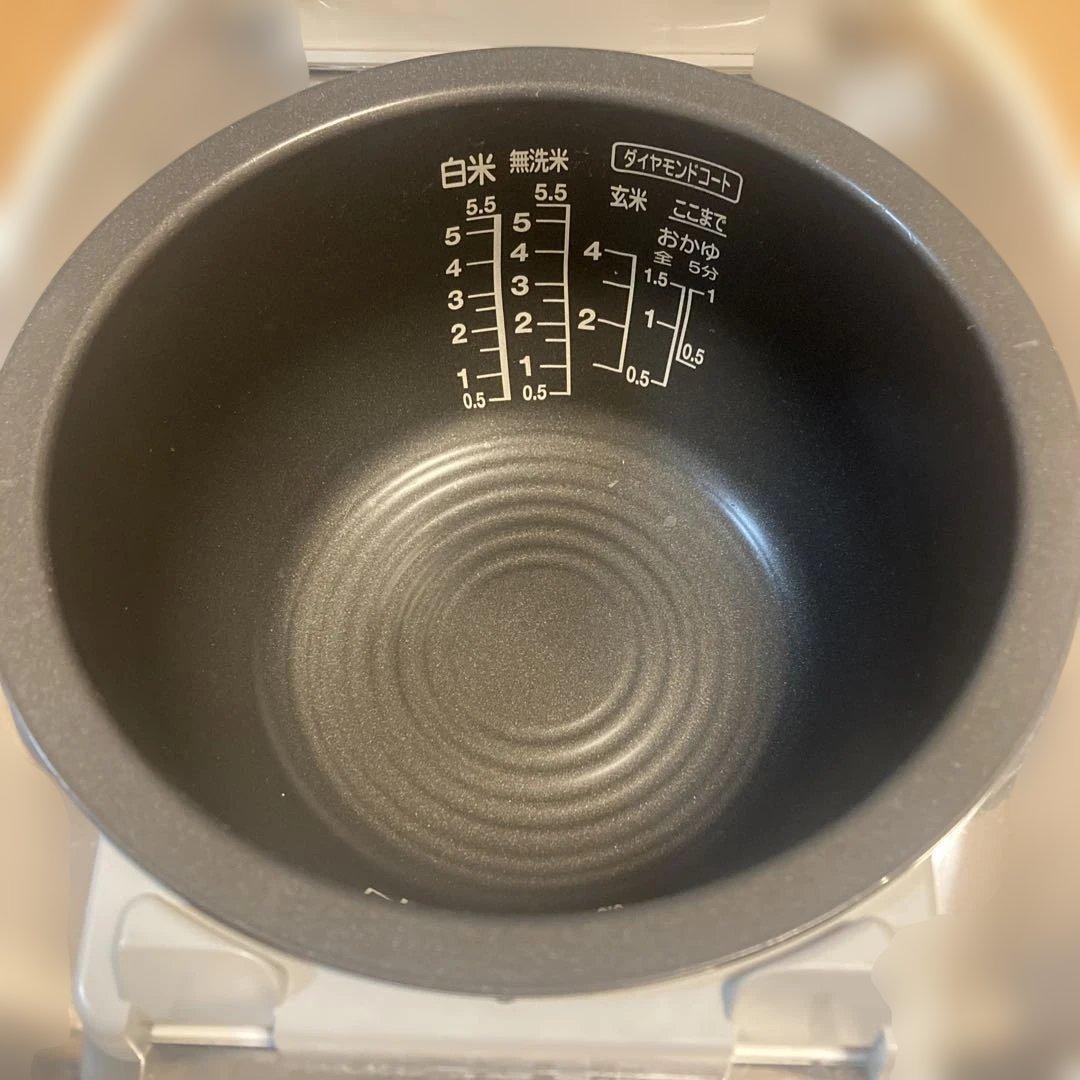 【美品】TOSHIBA RC-10VJF多機能炊飯器　真空圧力　IH保温釜