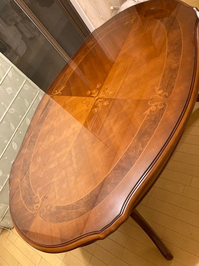 ★イタリア　アンティーク　象嵌　ダイニングテーブル　カットガラス付き