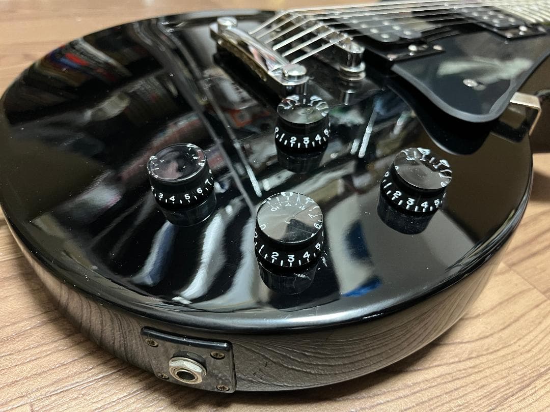 epiphone Les Paul Studio 黒 ケース付