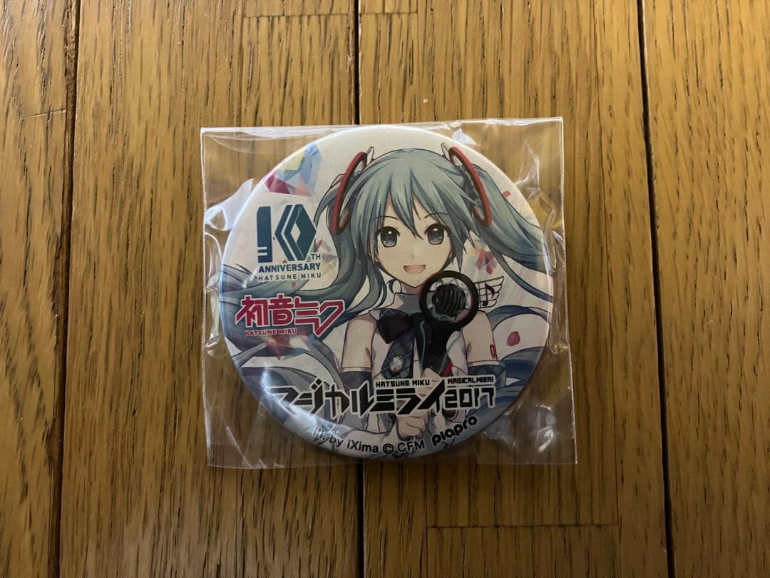 初音ミク マジカルミライ2017 三井住友Visaカード 缶バッジ iXima