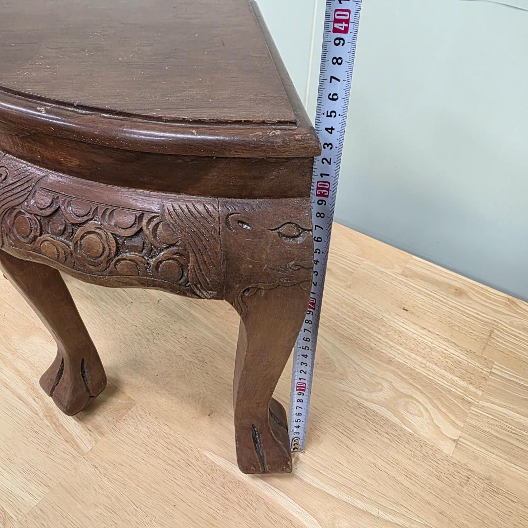 木製彫刻三角形座卓 コーナーテーブル サイドテーブル イス4脚