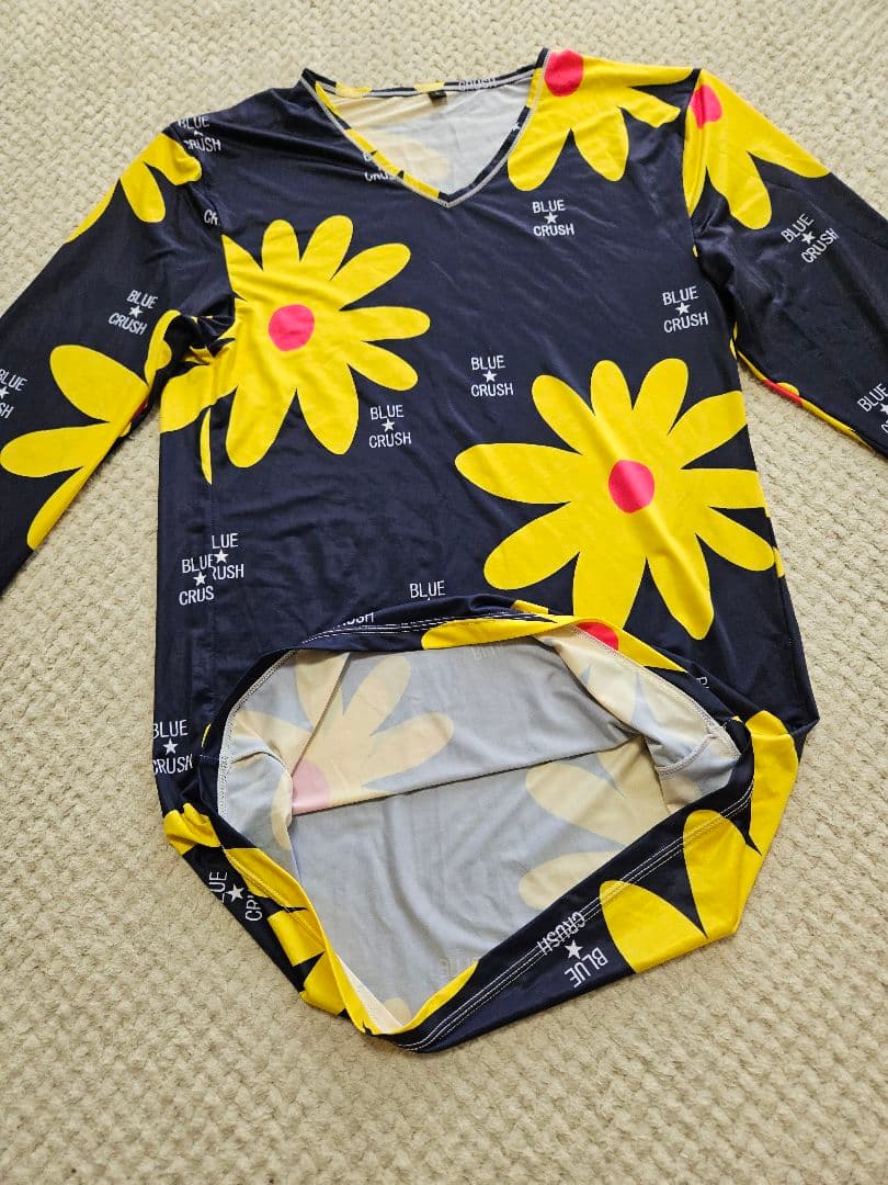 BLUE CRUSH 花柄ポロシャツ ネイビー/イエロー　２点セット