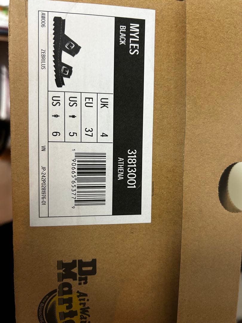 靴 Dr.Martens MYLES BUCKLE SLIDE SANDAL