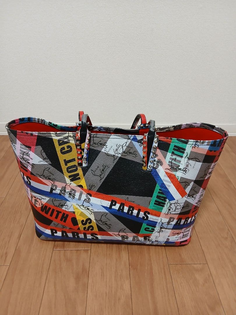 【MONOTOWNさん御購入】Christian Louboutin　鞄