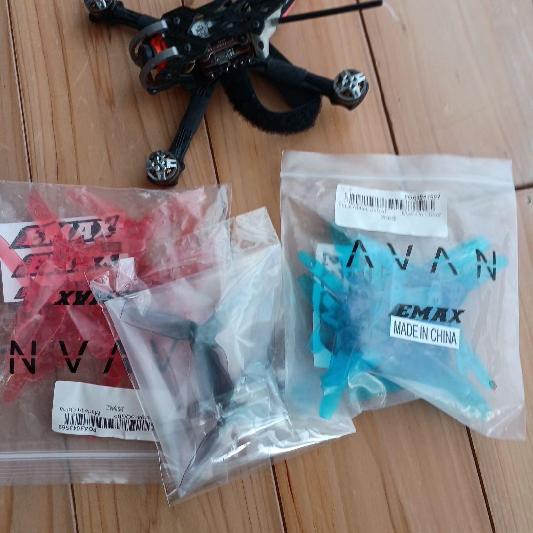 EMAX X-VAN ホビーラジコンドローン、バッテリー付き