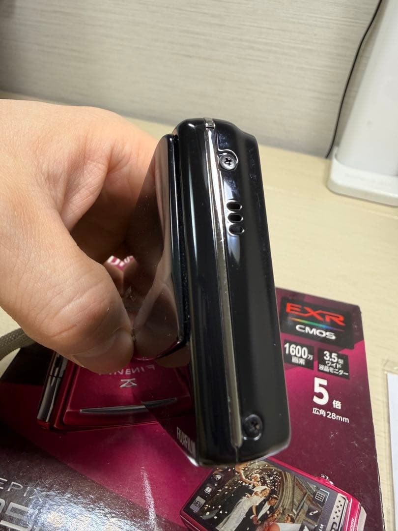 FUJIFILM FINEPIX Z950 EXR 富士フイルム