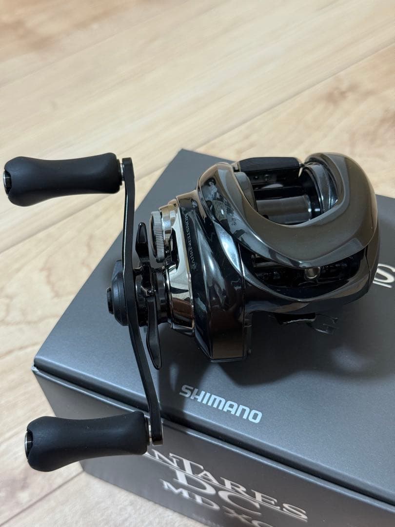 シマノ 23アンタレスDCMD XG 右ハンドル 使用一回のみ