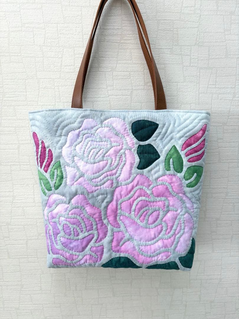 ハワイアンキルト　　　　　　トートバッグ　　　　　　　　バラ♡ グレー
