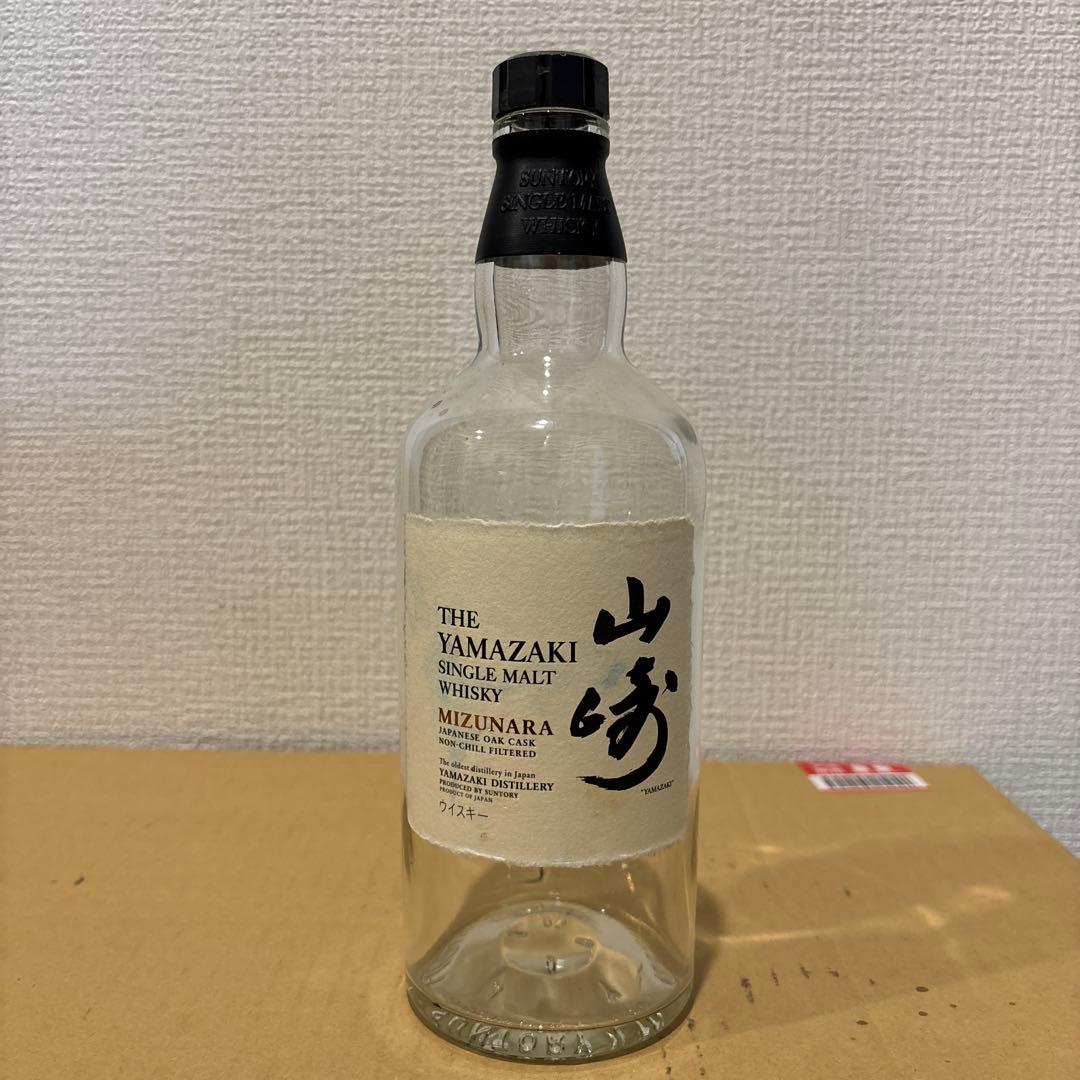 （空瓶）サントリーウイスキー 山崎 ミズナラ 2010　空瓶