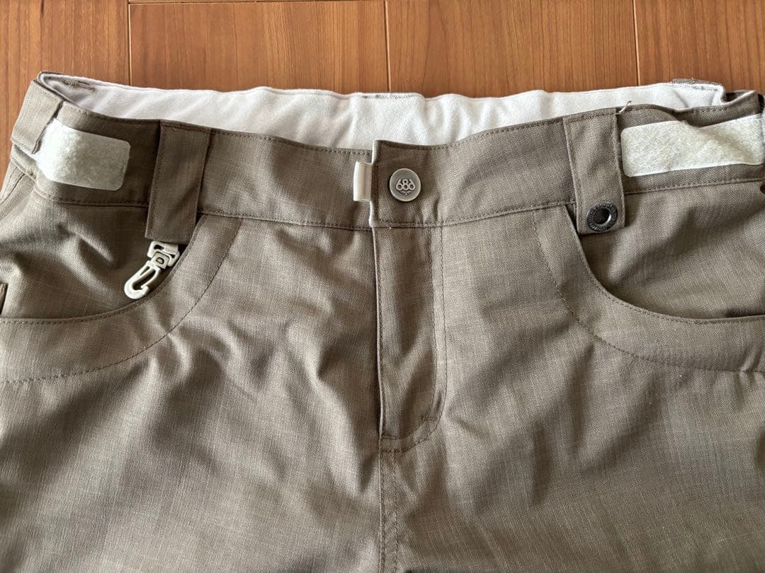 【お値下げ中】JEWEL×686スノーボードウェア Mサイズ　高機能