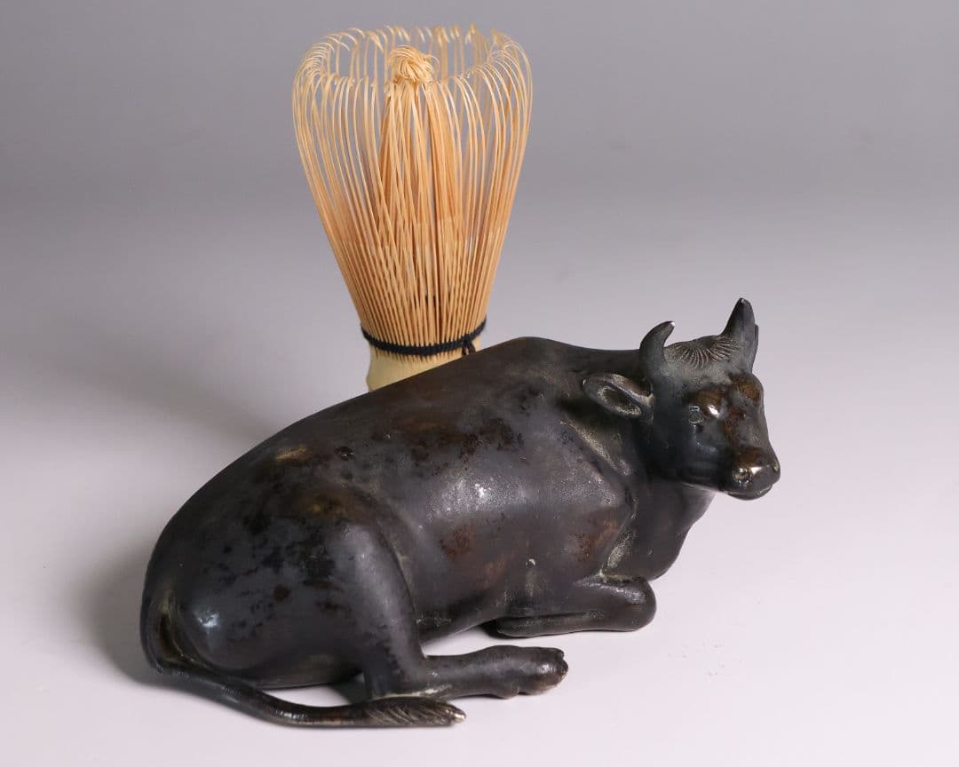 古銅 牛 置物 658g 金工 銅製 時代【MA831】