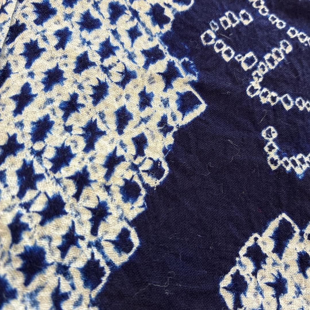 ■E4664■美品■木綿■藍染　有松鳴海絞り　縞に花柄　浴衣■丈166　裄丈67