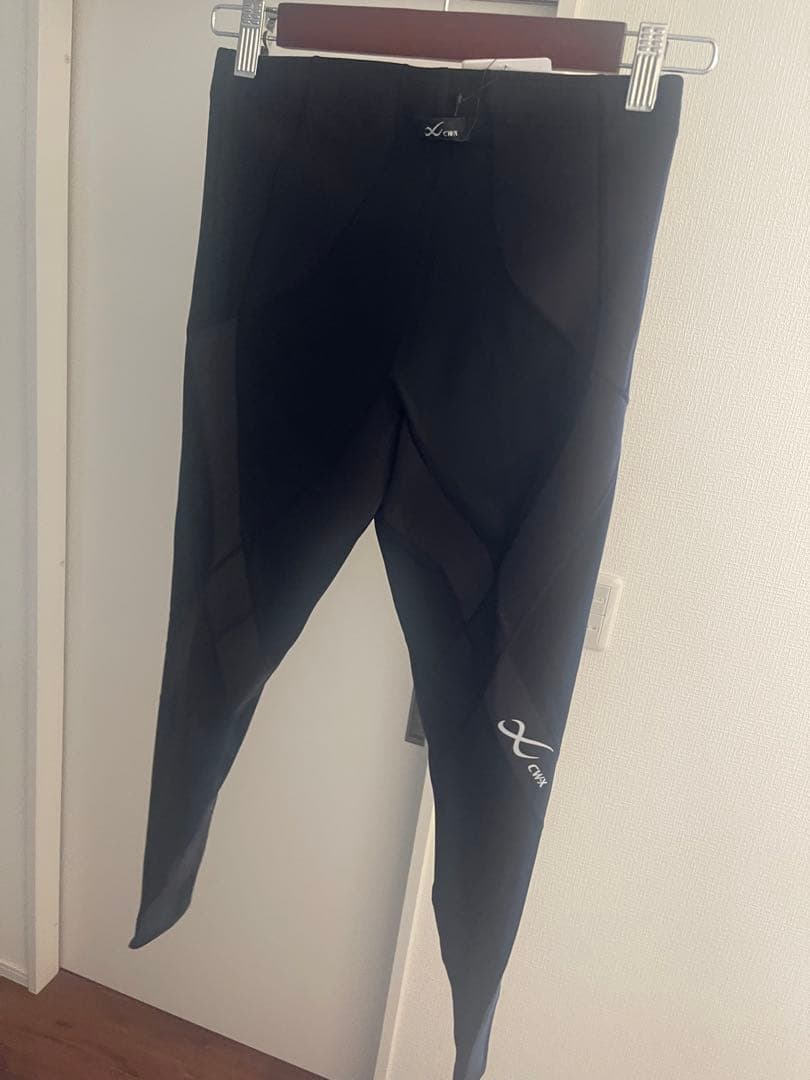 人気ブランド！早い者勝ち！タグ付き新品cw-xトレーニングパンツ レディースL
