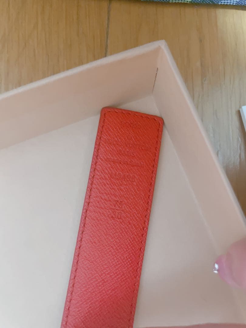 ルイヴィトン　ベルト・LV イニシャル 30MM リバーシブル75