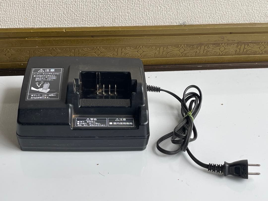 Panasonic NKJ069z1電動自転車用充電器 黒