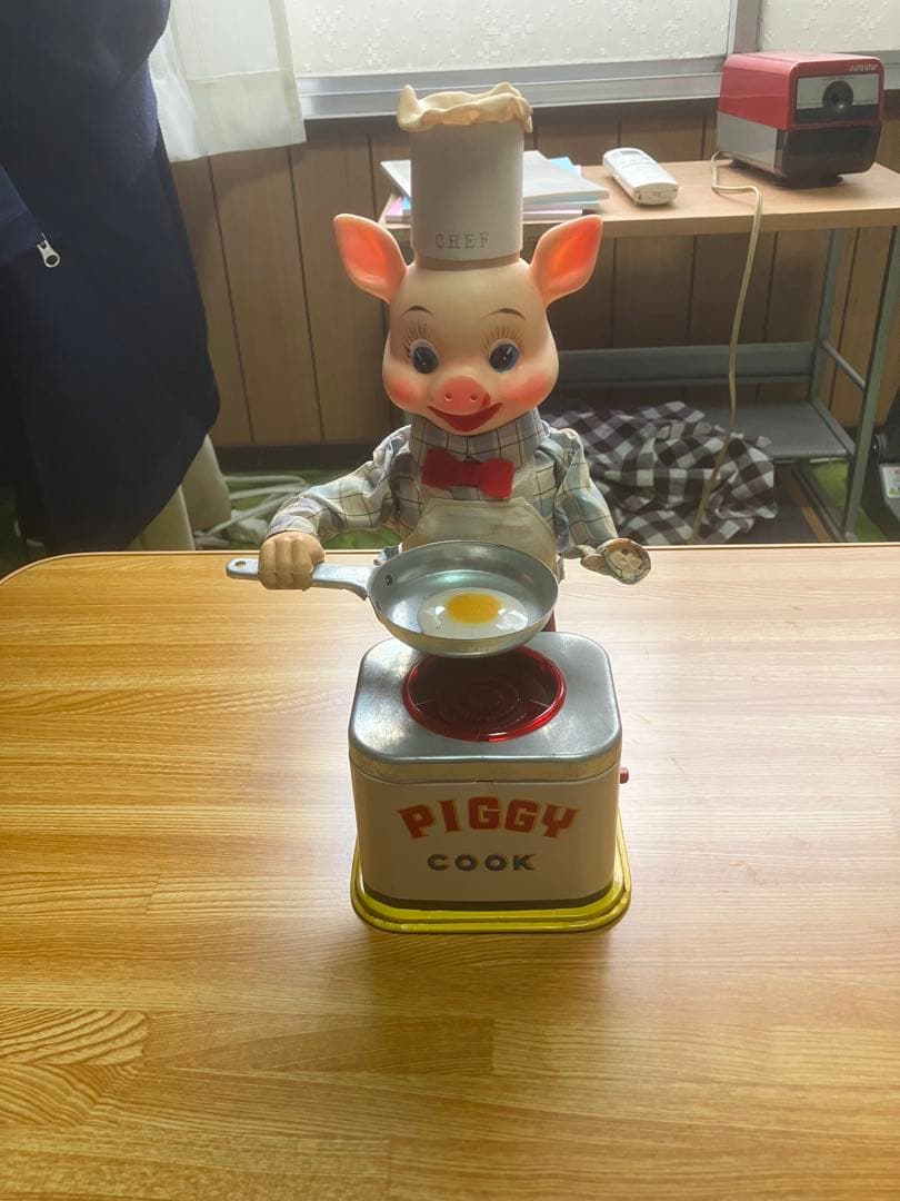 ピギーコック　　［豚のコックさん］