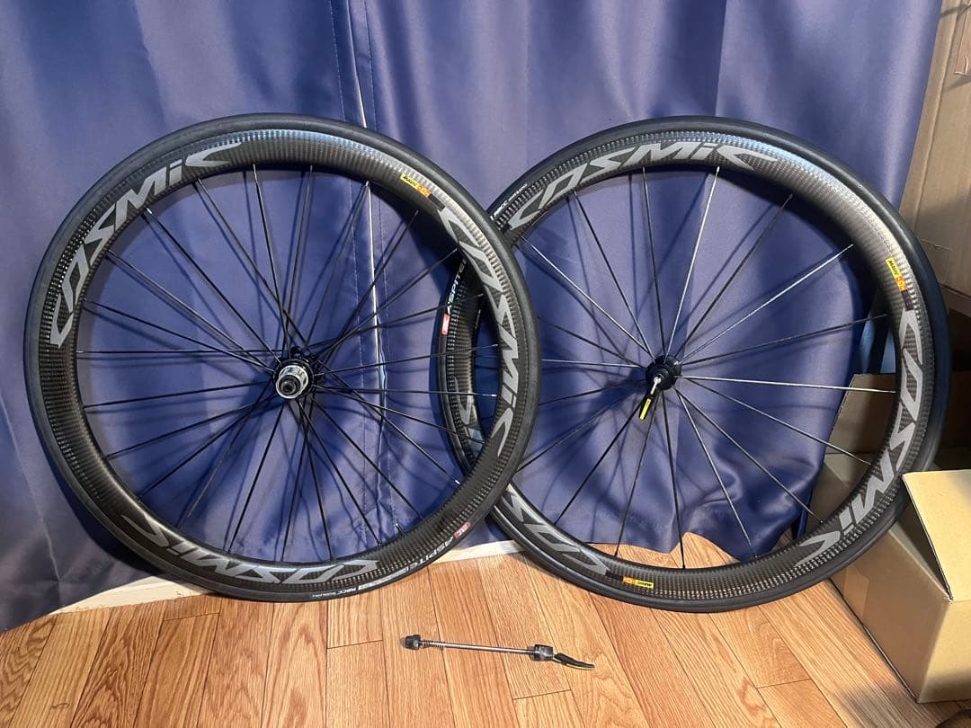 Mavic Cosmic Pro carbon SL クリンチャー