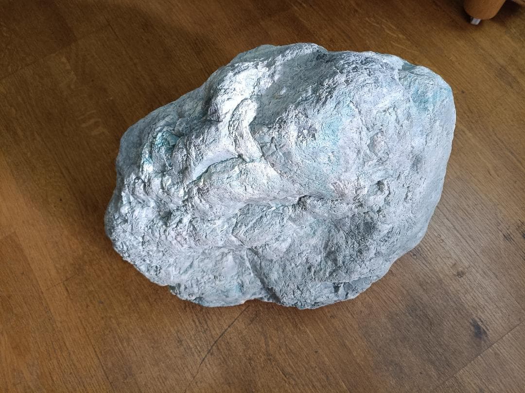 擬岩　人工石　軽くて丈夫FRP製　アート　オブジェ