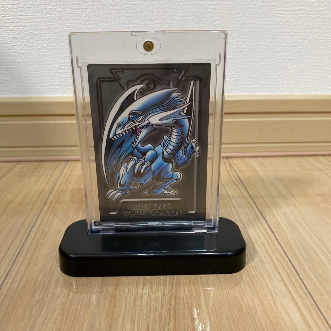 遊戯王、ブルーアイズホワイトドラゴン、バンダイ