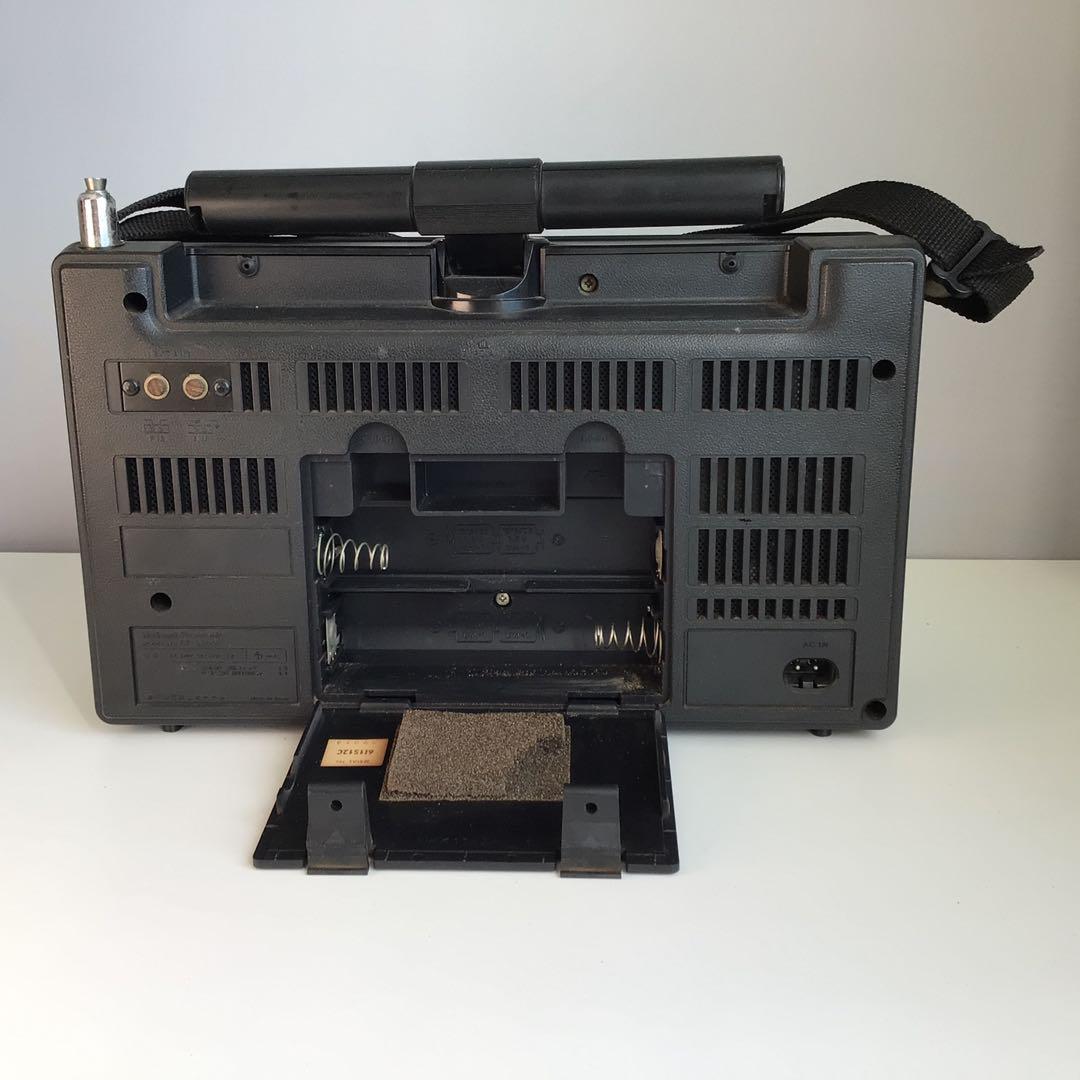 No.02 Panasonic Cougar 2200ラジオチューナー