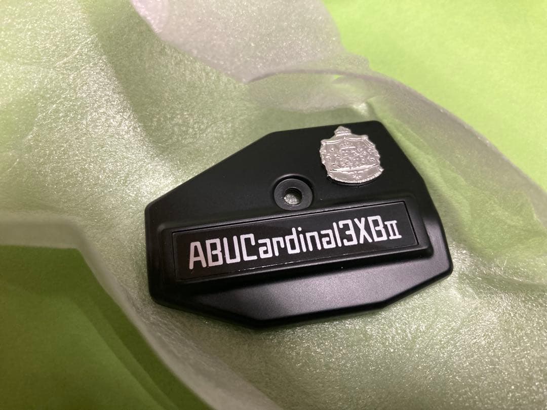希少　ABU Cardinal 3XB II サイドカバー　未使用